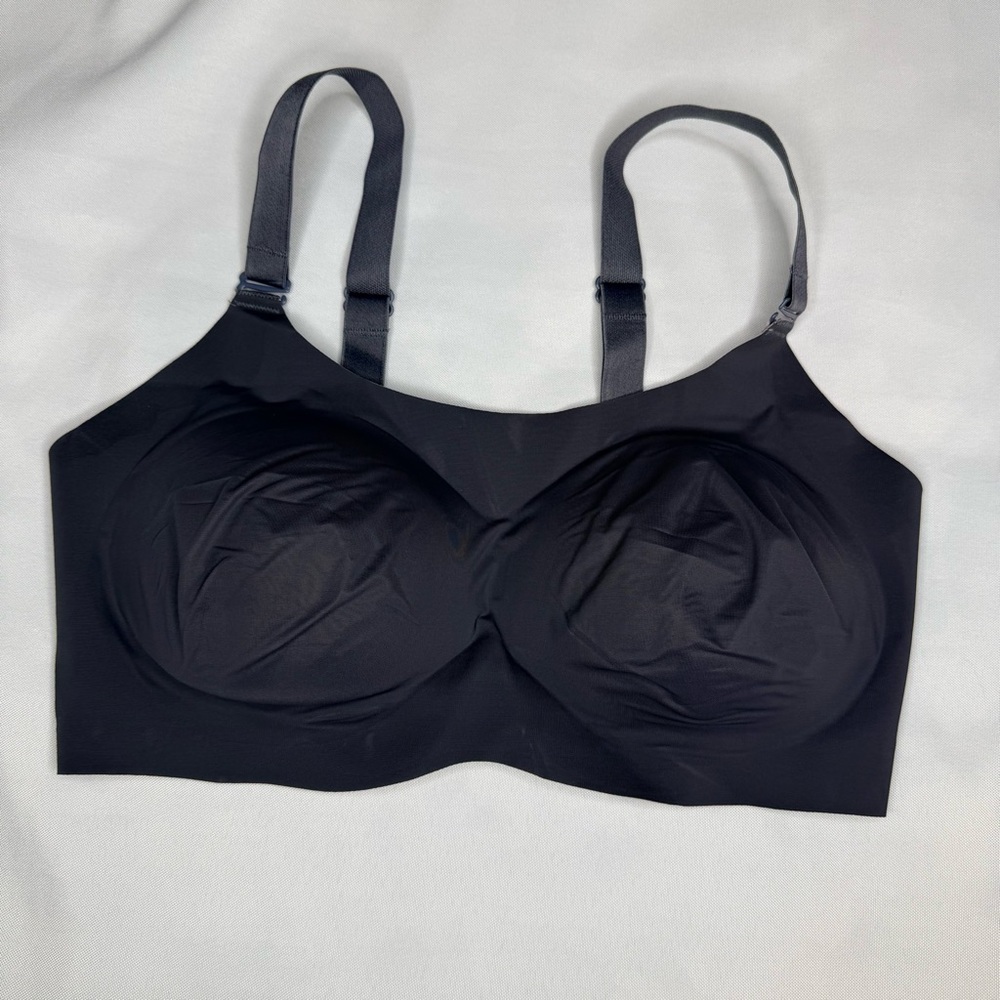 knix Smooth Seamless Bra with Adjustable Straps